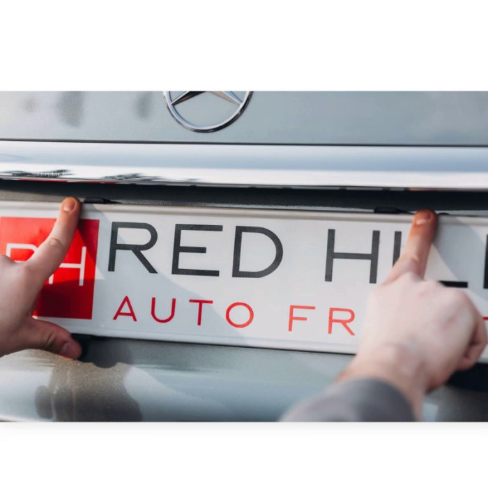 Рамка під номер, безрамкова (4 кріплення під 2 номери) red hill прозора