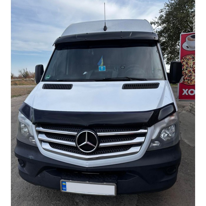 Козырек на лобовое стекло на раме V2 (черный глянец, 5мм) для Mercedes Sprinter W906 2006-2018 гг