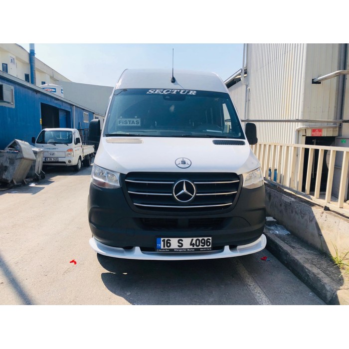 Нижня накладка на передній бампер (під фарбування) для Mercedes Sprinter W907/W910 2018- рр