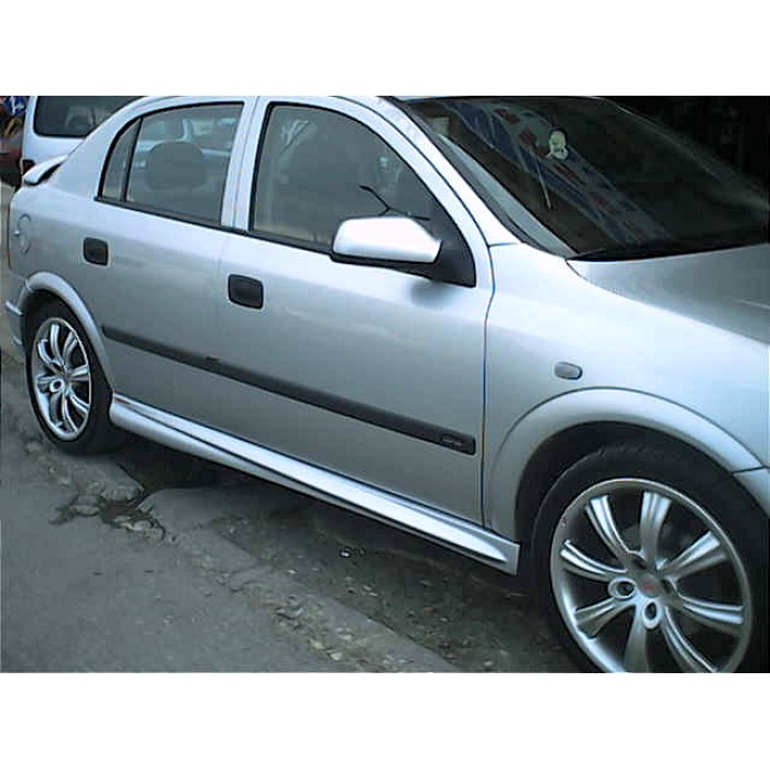 Бічні пороги Sedan (під фарбування) для Opel Astra G classic 1998-2012 рр