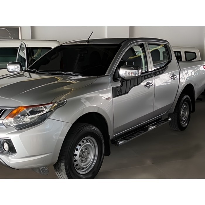 Верхние молдинги двери 2015-2019 (4 шт, ABS) для Mitsubishi L200