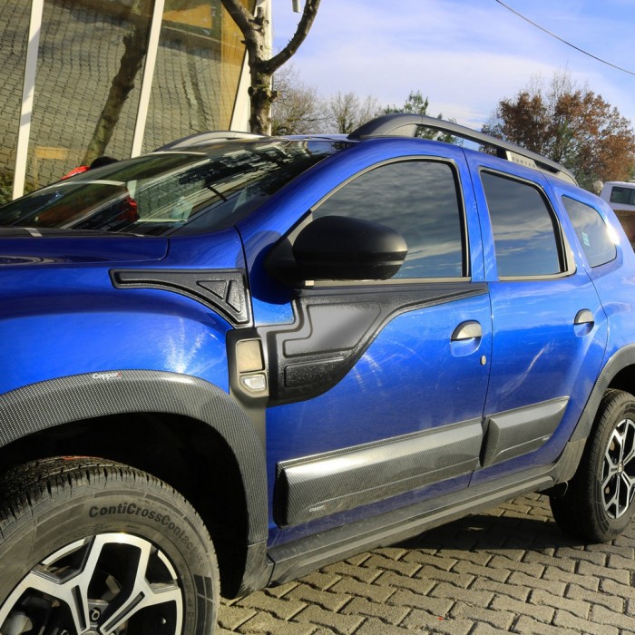 Верхние накладки на дверь (4 шт) для Dacia Duster 2018-2024 гг