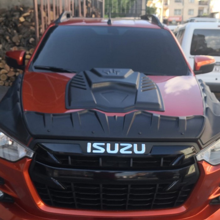 Накладка на капот (ABS) для Isuzu D-Max 2019- гг