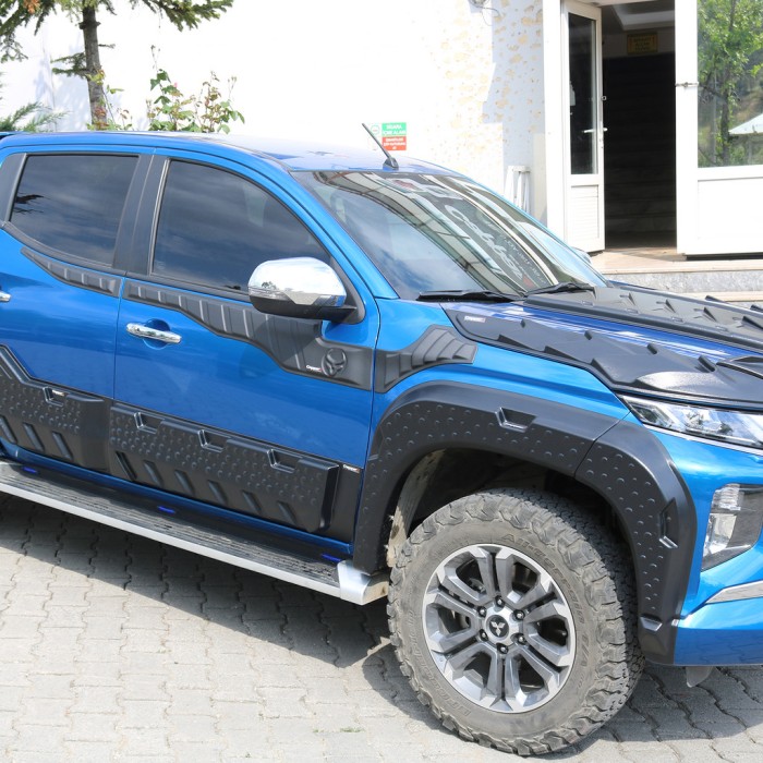 Розширювачі колісних арок V2 (2019-2025, EuroCap) для Mitsubishi L200 рр