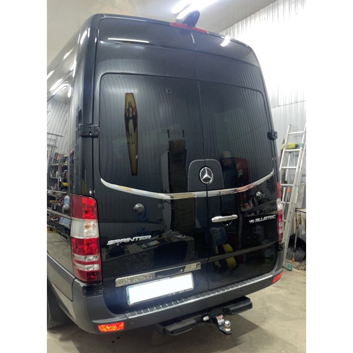 Кромка заднього скла Carmos (2 шт, нерж) для Mercedes Sprinter W906 2006-2018 рр