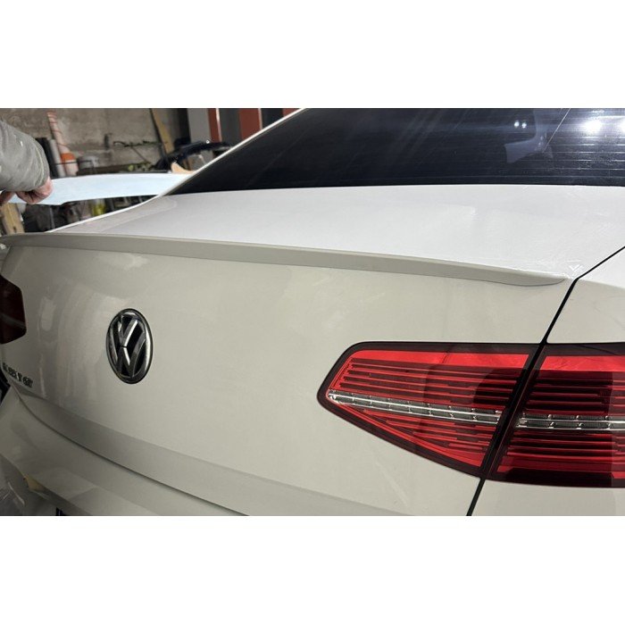 Спойлер DPT (під фарбування) для Volkswagen Passat B8 2015-2023 рр