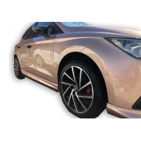 Боковые пороги DPT V-1 (черный глянец) для Seat Ibiza 2017- гг