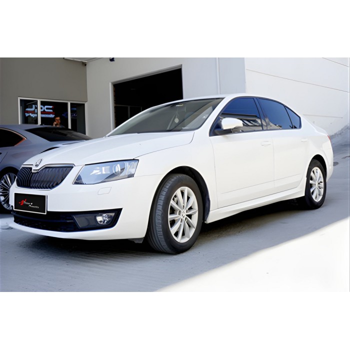 Бокові пороги DPT (чорний глянець) для Skoda Octavia III A7 2013-2019рр