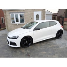 Бокові пороги DPT V-1 (чорний глянець) для Volkswagen Scirocco