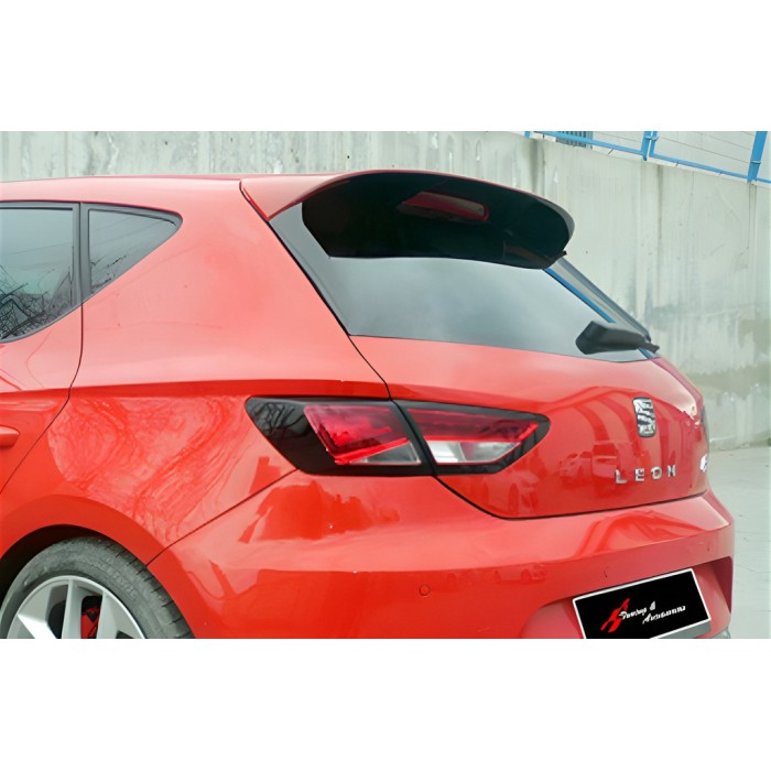 Спойлер DPT V-2 (чорний глянець) для Seat Leon 2013-2020 рр