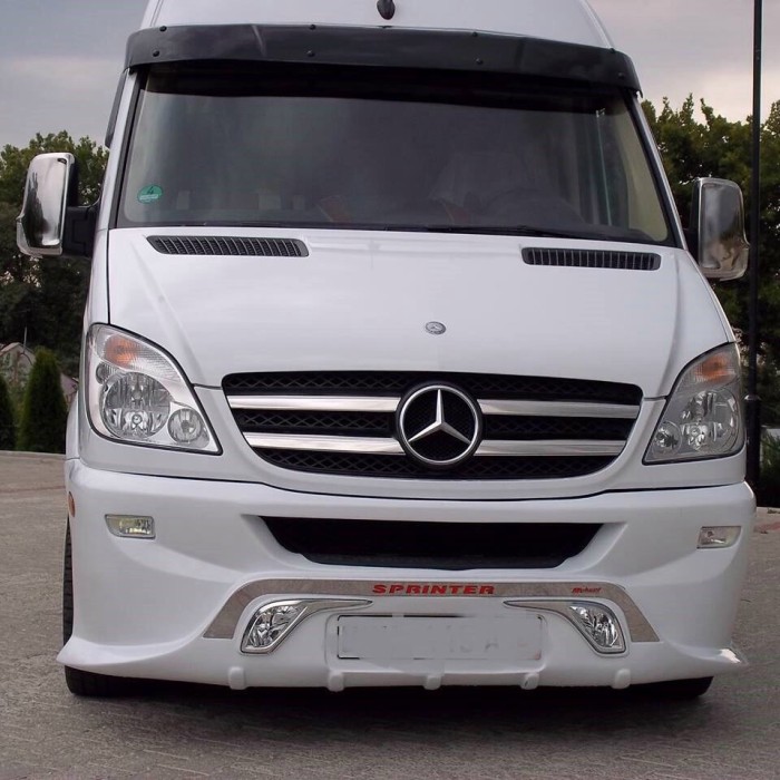 Передній бампер Спорт 4 (2006-2013) для Mercedes Sprinter W906 рр