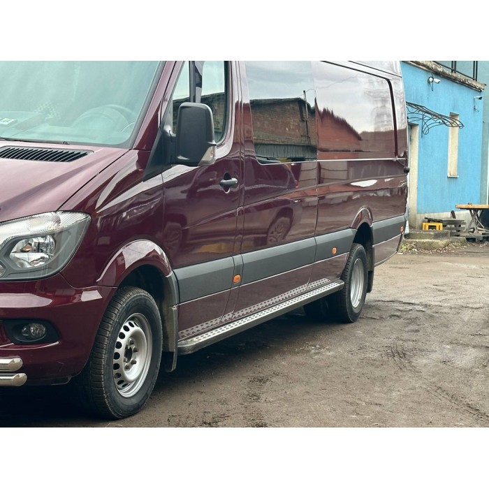Бокові пороги DOT-Line (2 шт., Алюм.) Середня база для Mercedes Sprinter W906 2006-2018 рр