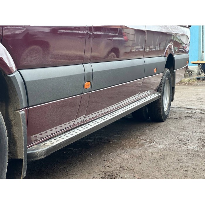 Бокові пороги DOT-Line (2 шт., Алюм.) Середня база для Mercedes Sprinter W906 2006-2018 рр