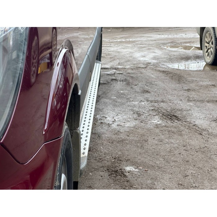 Бокові пороги DOT-Line (2 шт., Алюм.) Середня база для Mercedes Sprinter W906 2006-2018 рр