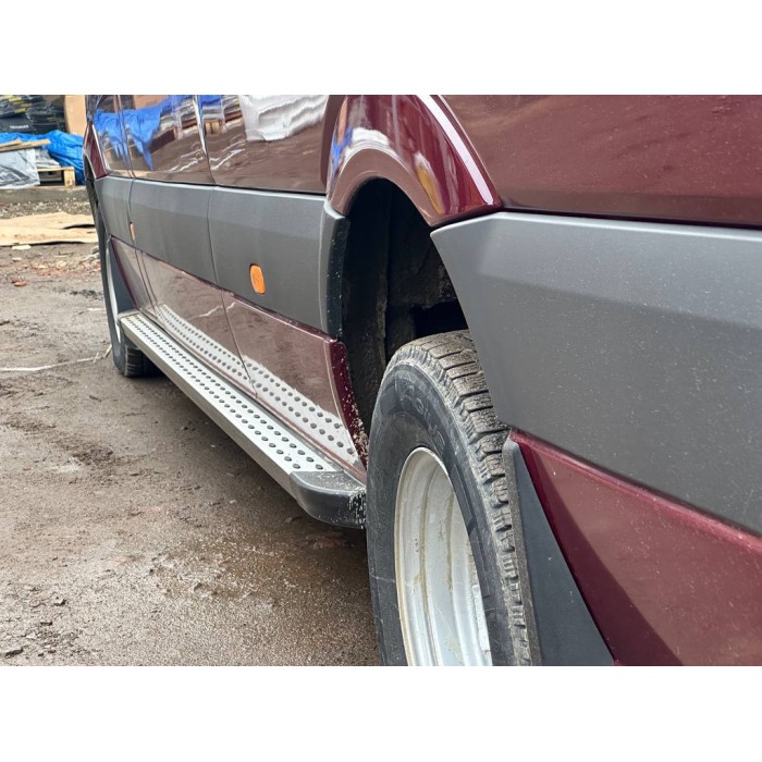 Бокові пороги DOT-Line (2 шт., Алюм.) Середня база для Mercedes Sprinter W906 2006-2018 рр