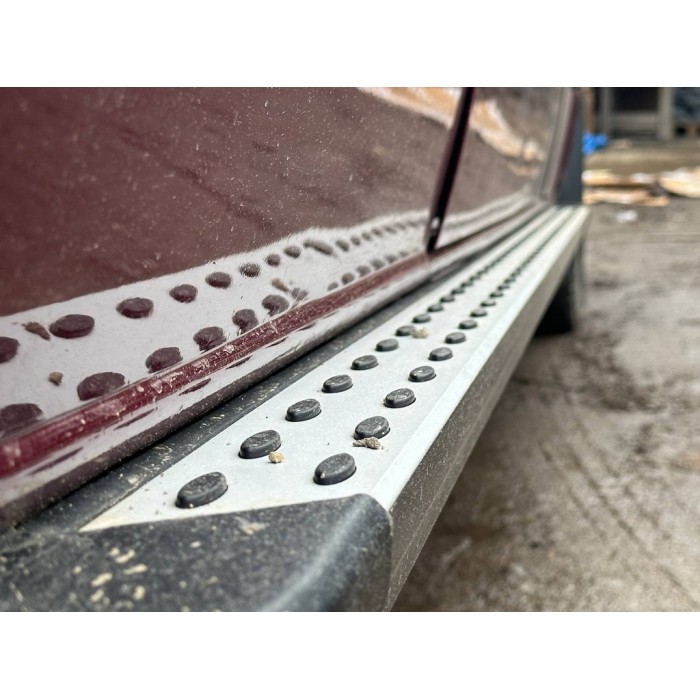 Бокові пороги DOT-Line (2 шт., Алюм.) Середня база для Mercedes Sprinter W906 2006-2018 рр