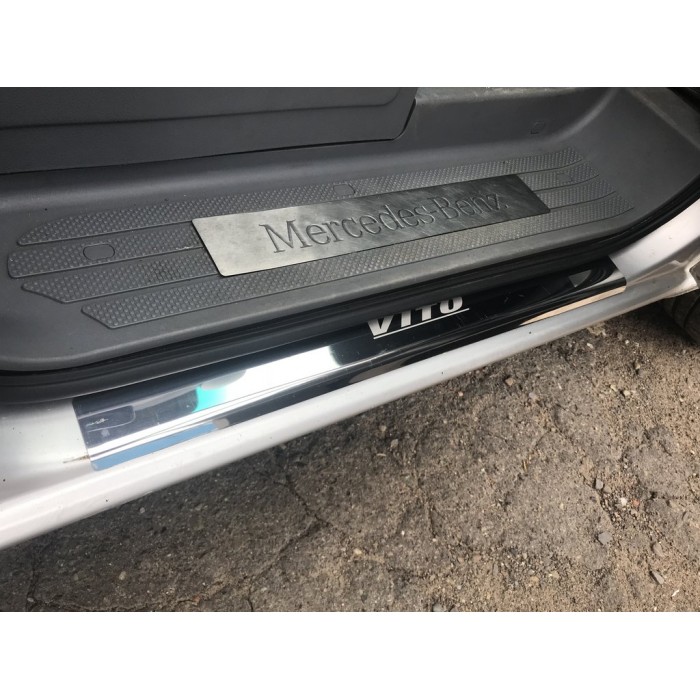 Накладки на пороги Laser-style (2 шт, сталь) для Mercedes Vito W639 2004-2014 рр