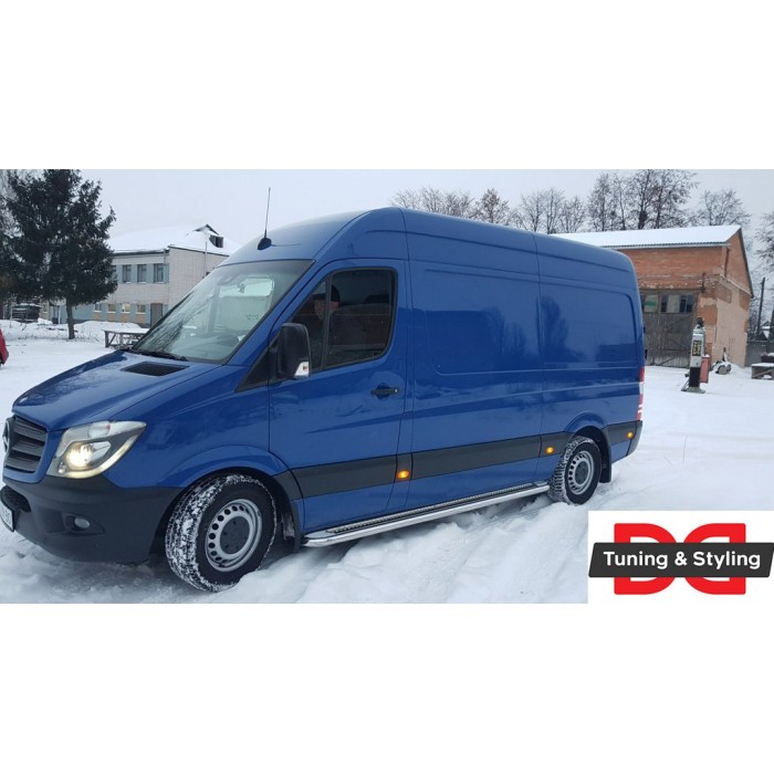 Боковые пороги Premium (2 шт., нерж.) d60, Long/ExtraLong для Mercedes Sprinter W906 2006-2018 гг