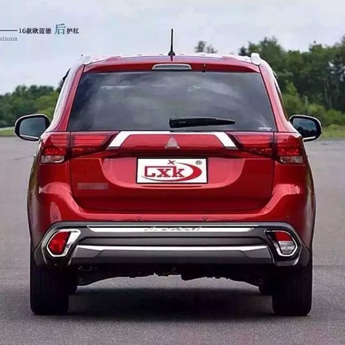 Передня і задня накладки (2 шт., 2016-2025) для Mitsubishi Outlander рр