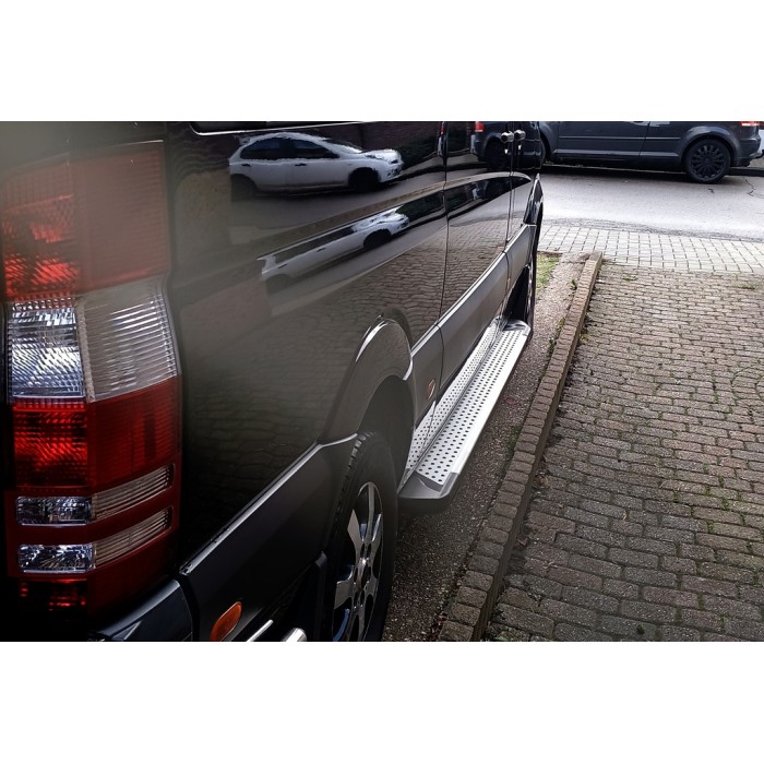Боковые пороги Allmond Grey (2 шт., алюм.) Long/ExtraLong для Mercedes Sprinter W906 2006-2018 гг