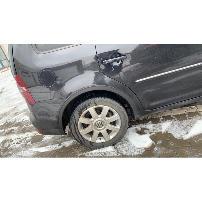 Накладки на арки (4 шт, чорні) 2006-2010, Металеві для Volkswagen Touran рр