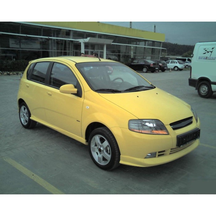 Бокові пороги (під фарбування) для Chevrolet Aveo T200 2002-2008 рр