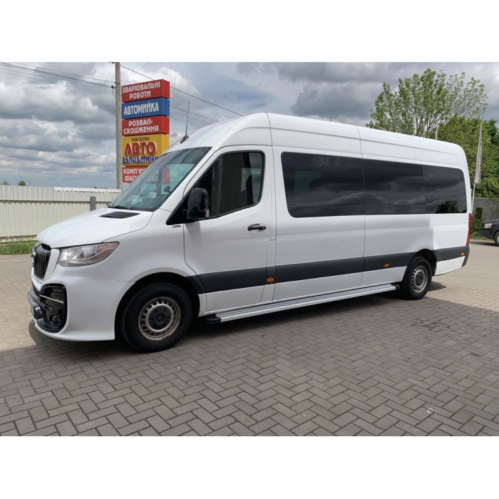 Бокові пороги Maya V2 (2 шт., алюміній) Long/ExtraLong для Mercedes Sprinter W907/W910 2018- рр