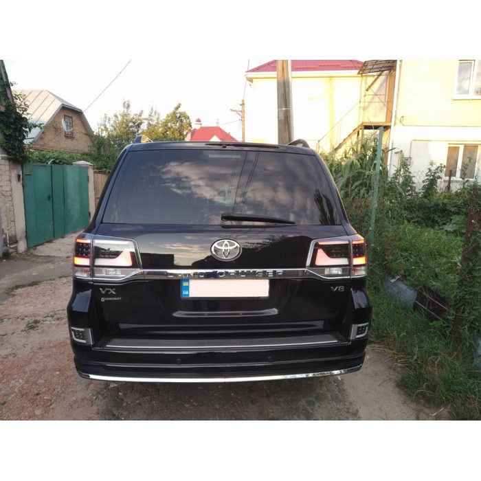 Задні ліхтарі 2016-2025 (Executive Black) для Toyota Land Cruiser 200