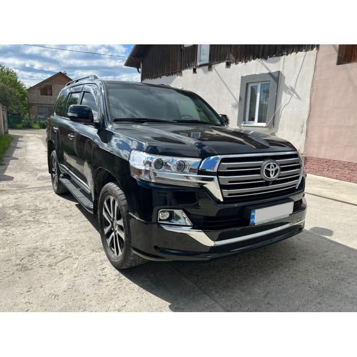 Комплект обвісів 2016-2025 (Executive 2019) Білий колір для Toyota Land Cruiser 200