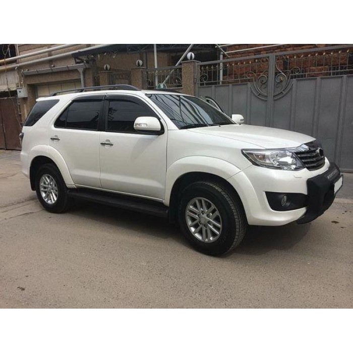 Вітровики (4 шт, HIC) для Toyota Fortuner 2006-2015 рр