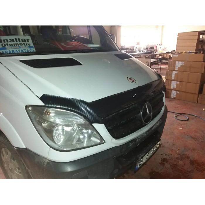 Дефлектор капоту під карбон 2006-2013 (EuroCap) для Mercedes Sprinter W906 рр