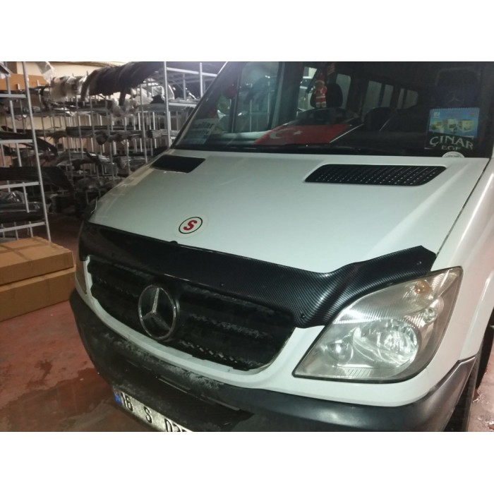 Дефлектор капоту під карбон 2006-2013 (EuroCap) для Mercedes Sprinter W906 рр