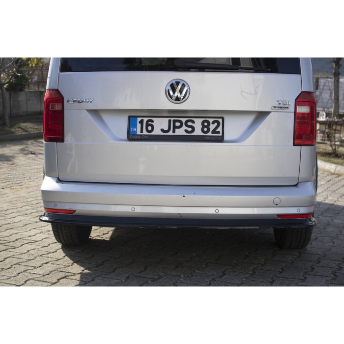 Задня лип накладка (ABS) для Volkswagen Caddy 2015-2020 рр