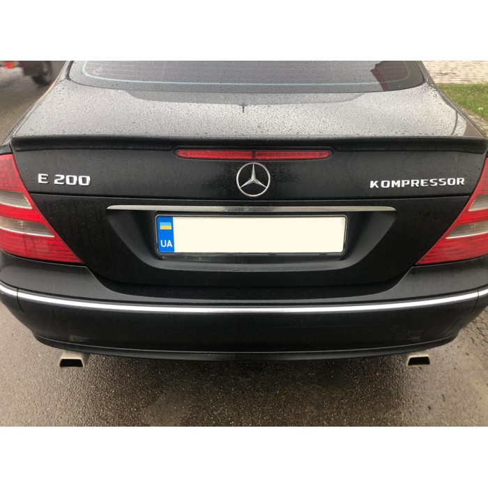 Задня емблема для Mercedes E-сlass W211 2002-2009 рр