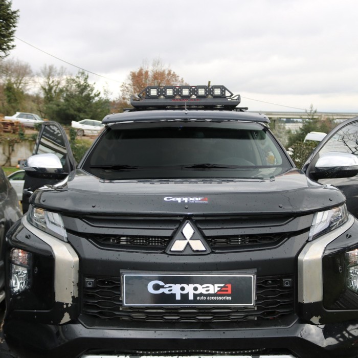 Козырек на лобовое стекло для Mitsubishi L200 2015-2025 гг