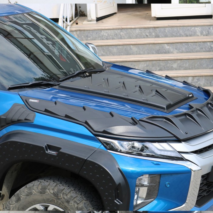 Накладка на капот (ABS) для Mitsubishi L200 2015-2025 гг