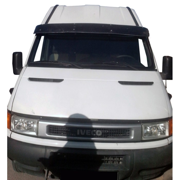 Козирьок на лобове скло V1 (чорний глянець, 5мм) для Iveco Daily 1999-2006 рр