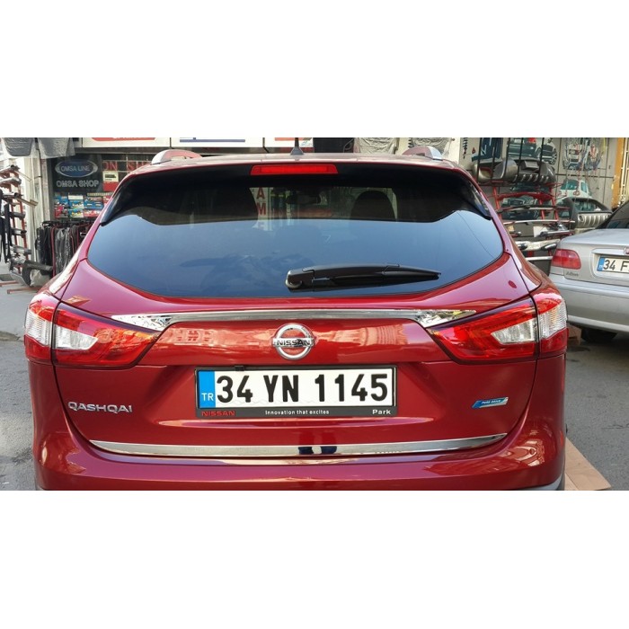 Накладка над номером (нерж.) Carmos - Турецкая сталь для Nissan Qashqai 2014-2021 гг