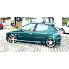 Бічні спідниці (під фарбування) для Peugeot 206